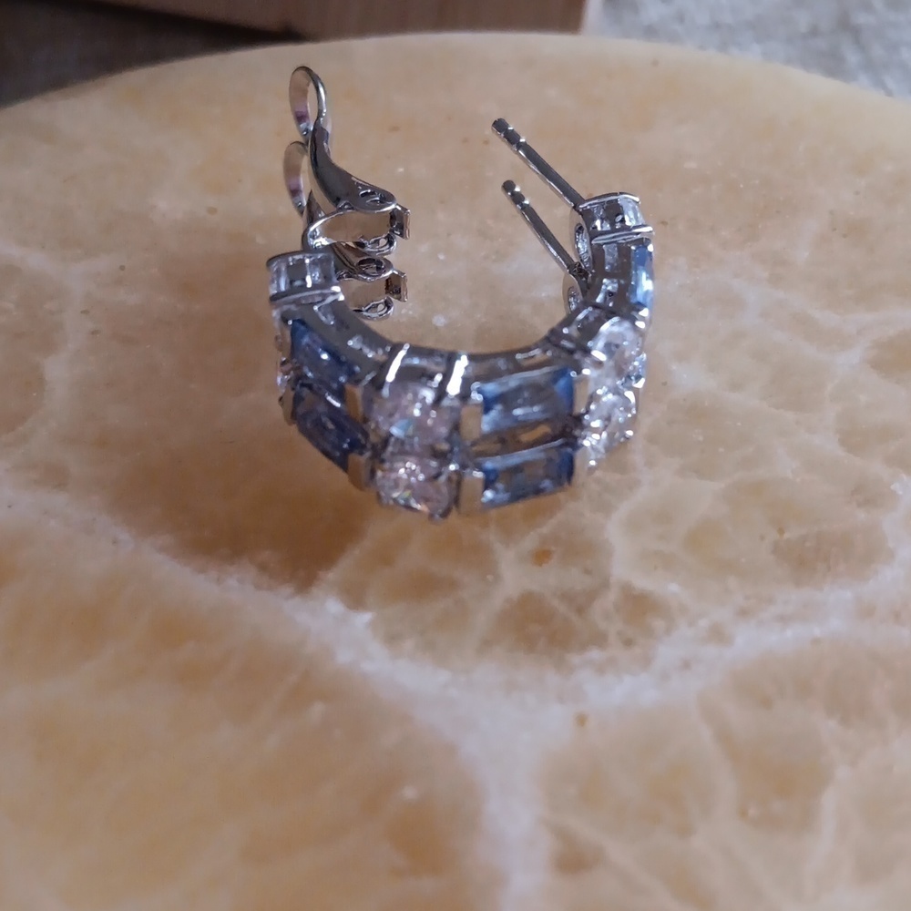 Silver Tone Clear Purple Rhinestone Pierced Earrings